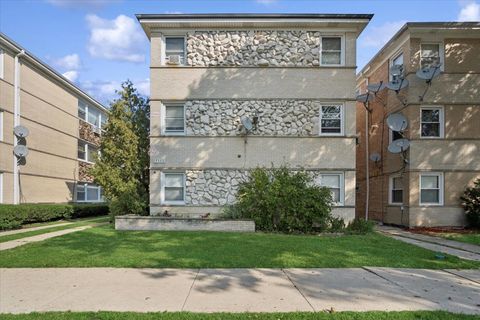 Tiny photo for 8646 W Berwyn Avenue #1N, Chicago, IL 60656 (MLS # 12491339)