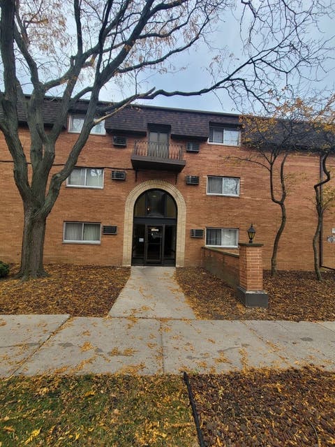 Photo of 18555 HICKORY Court #18, Lansing, IL 60438 (MLS # 12727830)