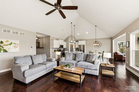 Tiny photo for 26918 Summergrove Drive, Plainfield, IL 60585 (MLS # 12589387)