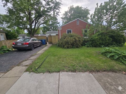 Photo of 1640 N Prairie Avenue, Crest Hill, IL 60403 (MLS # 12639408)