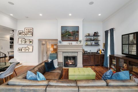 Tiny photo for 2312 N Geneva Terrace, Chicago, IL 60614 (MLS # 12494602)