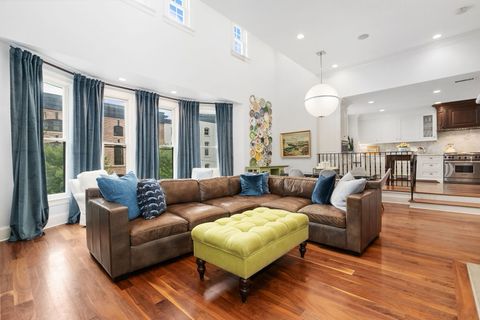 Tiny photo for 2312 N Geneva Terrace, Chicago, IL 60614 (MLS # 12494602)