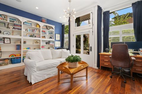 Tiny photo for 2312 N Geneva Terrace, Chicago, IL 60614 (MLS # 12494602)