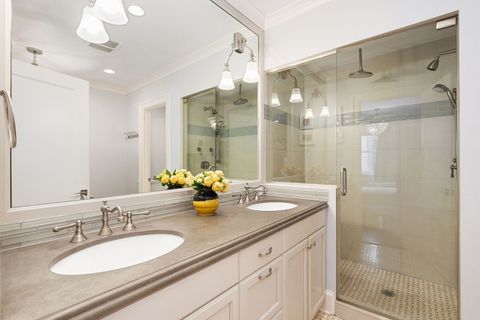 Tiny photo for 2312 N Geneva Terrace, Chicago, IL 60614 (MLS # 12494602)