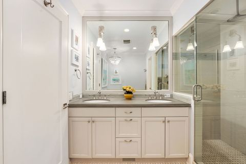 Tiny photo for 2312 N Geneva Terrace, Chicago, IL 60614 (MLS # 12494602)