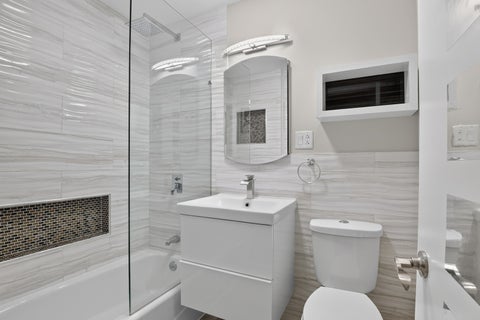 Tiny photo for 576 Dara James Road, Des Plaines, IL 60016 (MLS # 12714075)