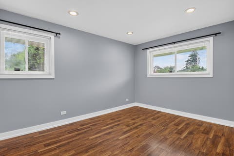 Tiny photo for 576 Dara James Road, Des Plaines, IL 60016 (MLS # 12714075)