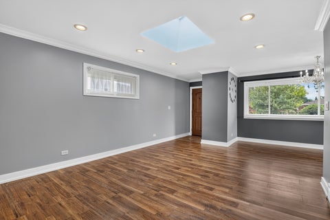 Tiny photo for 576 Dara James Road, Des Plaines, IL 60016 (MLS # 12714075)