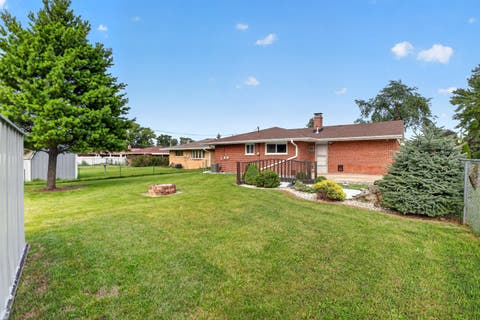 Tiny photo for 576 Dara James Road, Des Plaines, IL 60016 (MLS # 12714075)