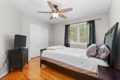 Tiny photo for 1679 N Stanwich Road, Vernon Hills, IL 60061 (MLS # 12669964)