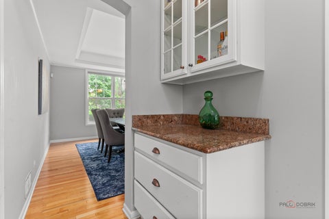 Tiny photo for 1679 N Stanwich Road, Vernon Hills, IL 60061 (MLS # 12669964)