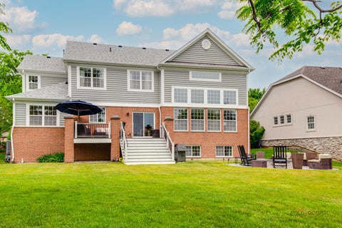 Tiny photo for 1679 N Stanwich Road, Vernon Hills, IL 60061 (MLS # 12669964)