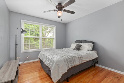 Tiny photo for 1679 N Stanwich Road, Vernon Hills, IL 60061 (MLS # 12669964)