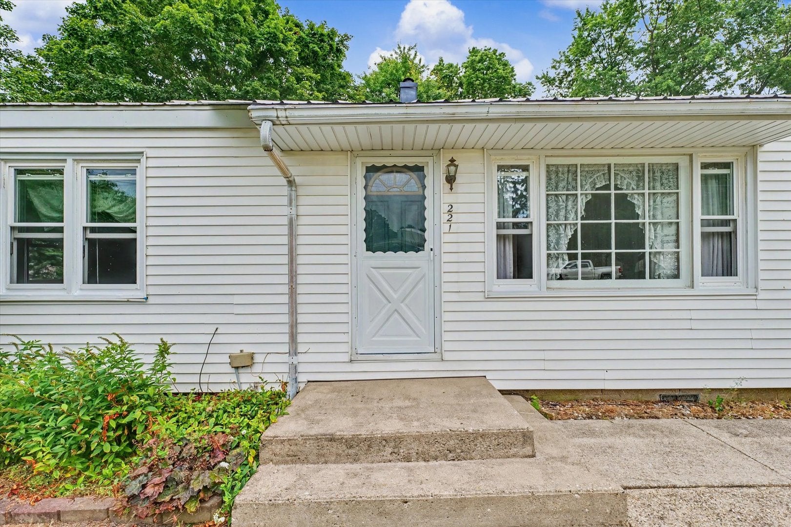 221 E Main Street