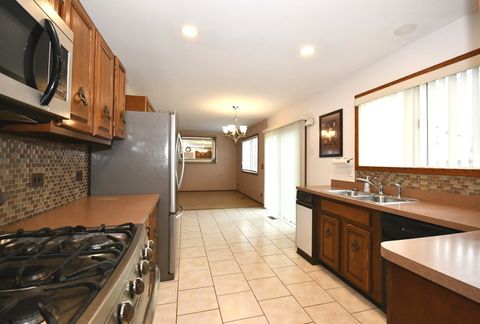 Tiny photo for 358 Thistle Drive, Bolingbrook, IL 60490 (MLS # 12616008)