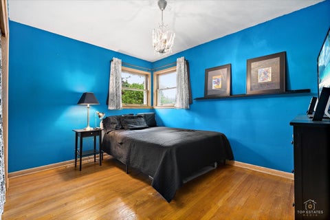 Tiny photo for 532 N Redfield Court, Park Ridge, IL 60068 (MLS # 12764986)