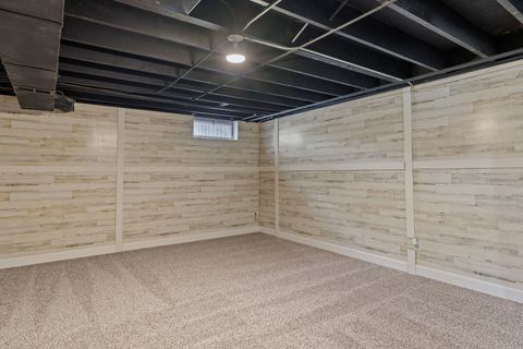 Tiny photo for 3602 Cedarwood Court, Bettendorf, IA 52722 (MLS # 12706861)
