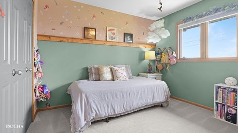 Tiny photo for 16149 Eagle Ridge Drive, Tinley Park, IL 60477 (MLS # 12651230)