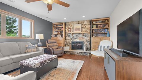 Tiny photo for 16149 Eagle Ridge Drive, Tinley Park, IL 60477 (MLS # 12651230)