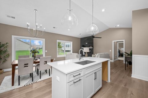 Tiny photo for 1266 33RD Avenue Circle, Silvis, IL 61282 (MLS # QC4267065)