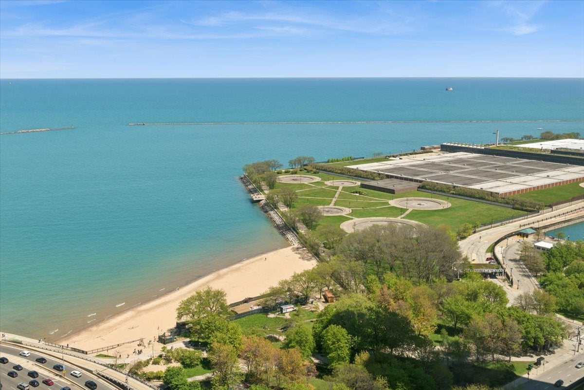 474 N Lake Shore Drive 4003