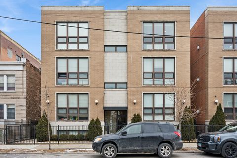 Photo of 3013 N California Avenue #3S, Chicago, IL 60618 (MLS # 12573680)