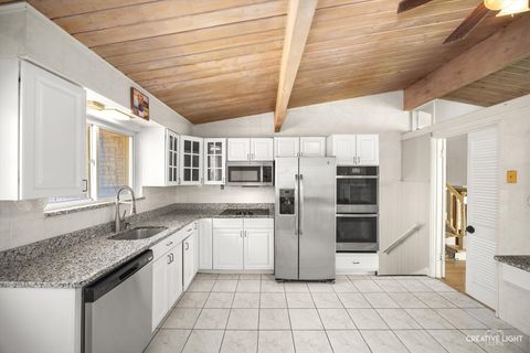 Tiny photo for 521 Michael Mnr Mnr, Glenview, IL 60025 (MLS # 12462828)