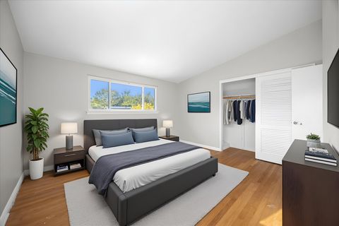 Tiny photo for 521 Michael Mnr Mnr, Glenview, IL 60025 (MLS # 12462828)