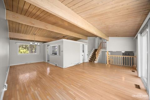 Tiny photo for 521 Michael Mnr Mnr, Glenview, IL 60025 (MLS # 12462828)