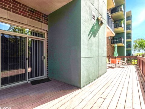Tiny photo for 9355 Irving Park Road #404, Schiller Park, IL 60176 (MLS # 12553848)