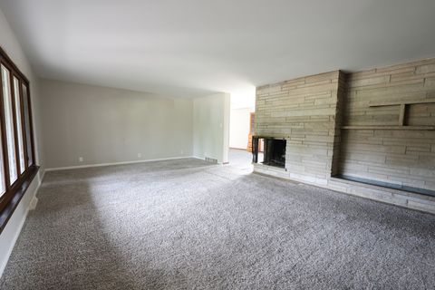 Tiny photo for 1601 BARTHELONE Street, Crest Hill, IL 60403 (MLS # 12697082)