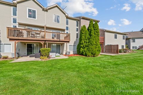 Tiny photo for 3131 Cypress Court, McHenry, IL 60051 (MLS # 12488019)