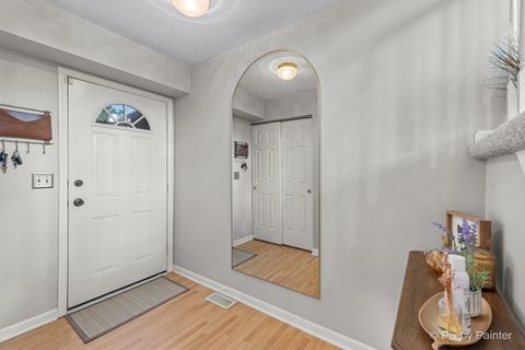 Tiny photo for 3131 Cypress Court, McHenry, IL 60051 (MLS # 12488019)