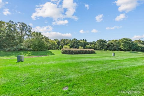 Tiny photo for 3131 Cypress Court, McHenry, IL 60051 (MLS # 12488019)