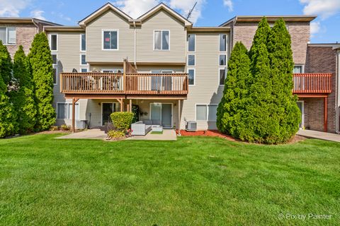 Tiny photo for 3131 Cypress Court, McHenry, IL 60051 (MLS # 12488019)
