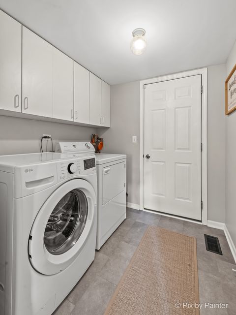 Tiny photo for 3131 Cypress Court, McHenry, IL 60051 (MLS # 12488019)