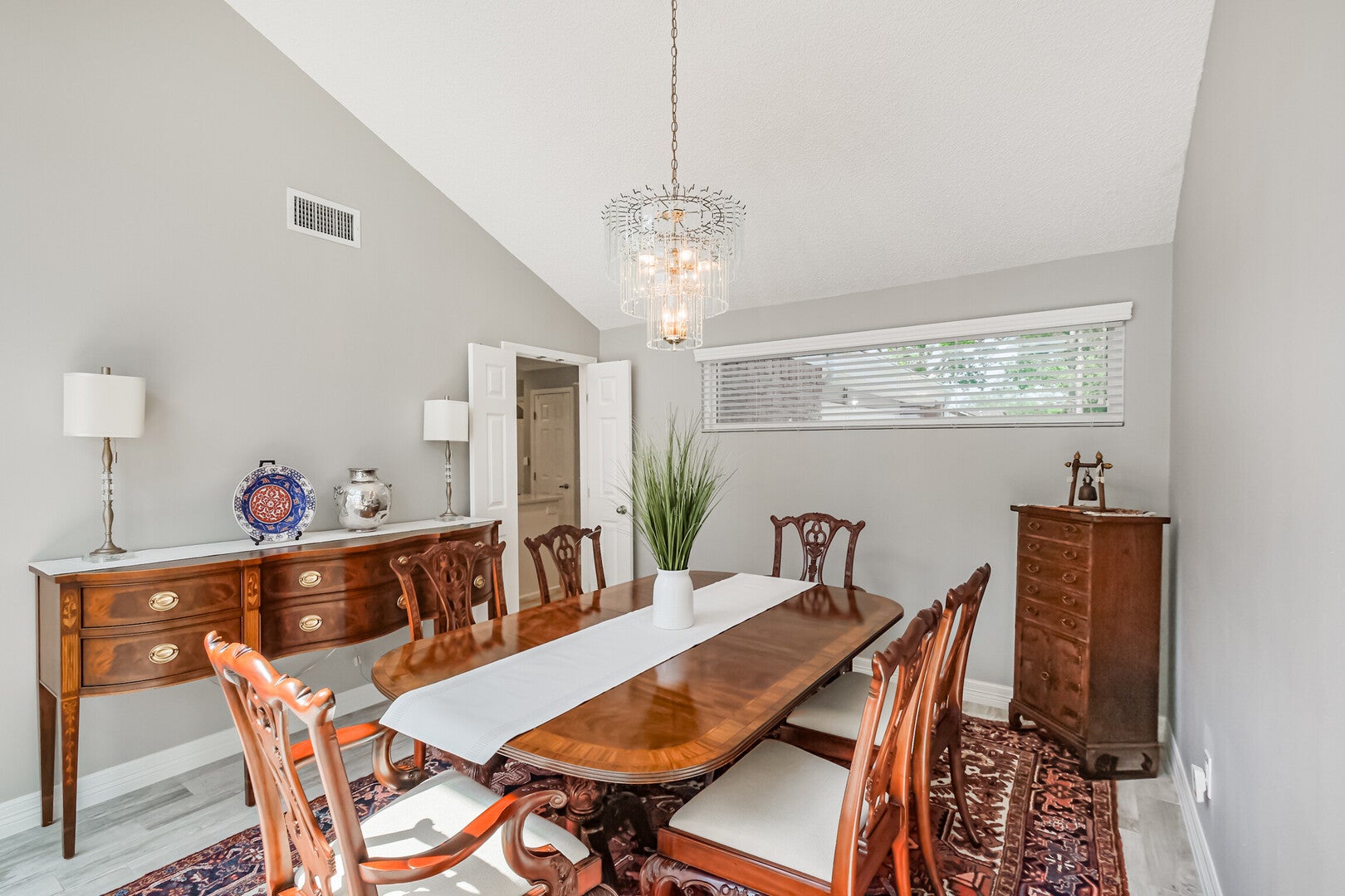 1007 Arrow Hill Road