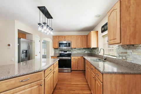 Tiny photo for 997 Tylerton Circle, Grayslake, IL 60030 (MLS # 12788105)