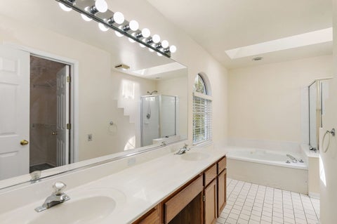Tiny photo for 997 Tylerton Circle, Grayslake, IL 60030 (MLS # 12788105)