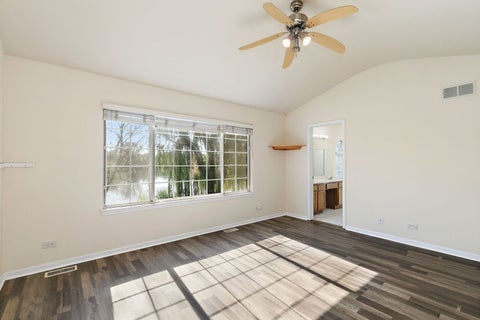 Tiny photo for 997 Tylerton Circle, Grayslake, IL 60030 (MLS # 12788105)