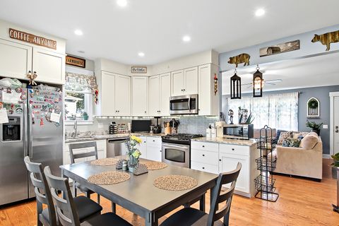 Tiny photo for 11345 W Carnahan Avenue, Beach Park, IL 60099 (MLS # 12486625)