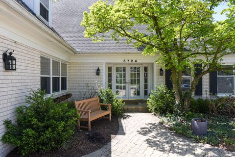 Tiny photo for 5724 Lawn Drive, Western Springs, IL 60558 (MLS # 12627434)