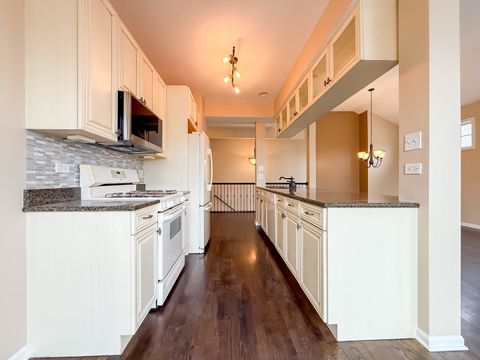 Tiny photo for 345 Sundown Court #B, Wauconda, IL 60084 (MLS # 12616019)