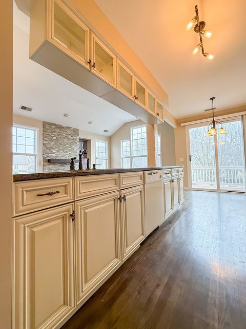 Tiny photo for 345 Sundown Court #B, Wauconda, IL 60084 (MLS # 12616019)