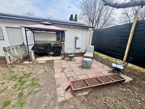 Tiny photo for 616 NW 2nd Avenue, Aledo, IL 61231 (MLS # 12599440)