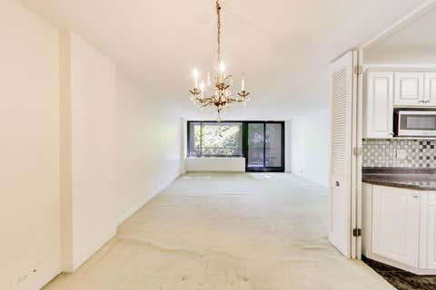 Tiny photo for 1555 N Sandburg Terrace #206K, Chicago, IL 60610 (MLS # 12690779)