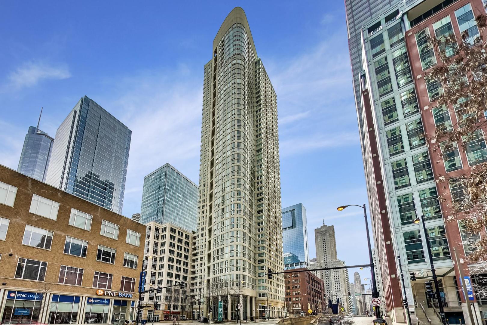 345 N LaSalle Boulevard 3602