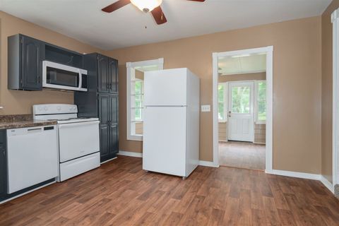 Tiny photo for 503 Commercial Street, Chenoa, IL 61726 (MLS # 12529056)