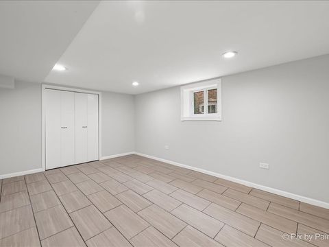 Tiny photo for 3922 W 59th Place, Chicago, IL 60629 (MLS # 12532285)