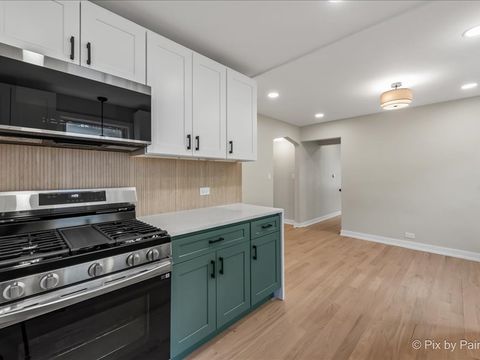 Tiny photo for 3922 W 59th Place, Chicago, IL 60629 (MLS # 12532285)